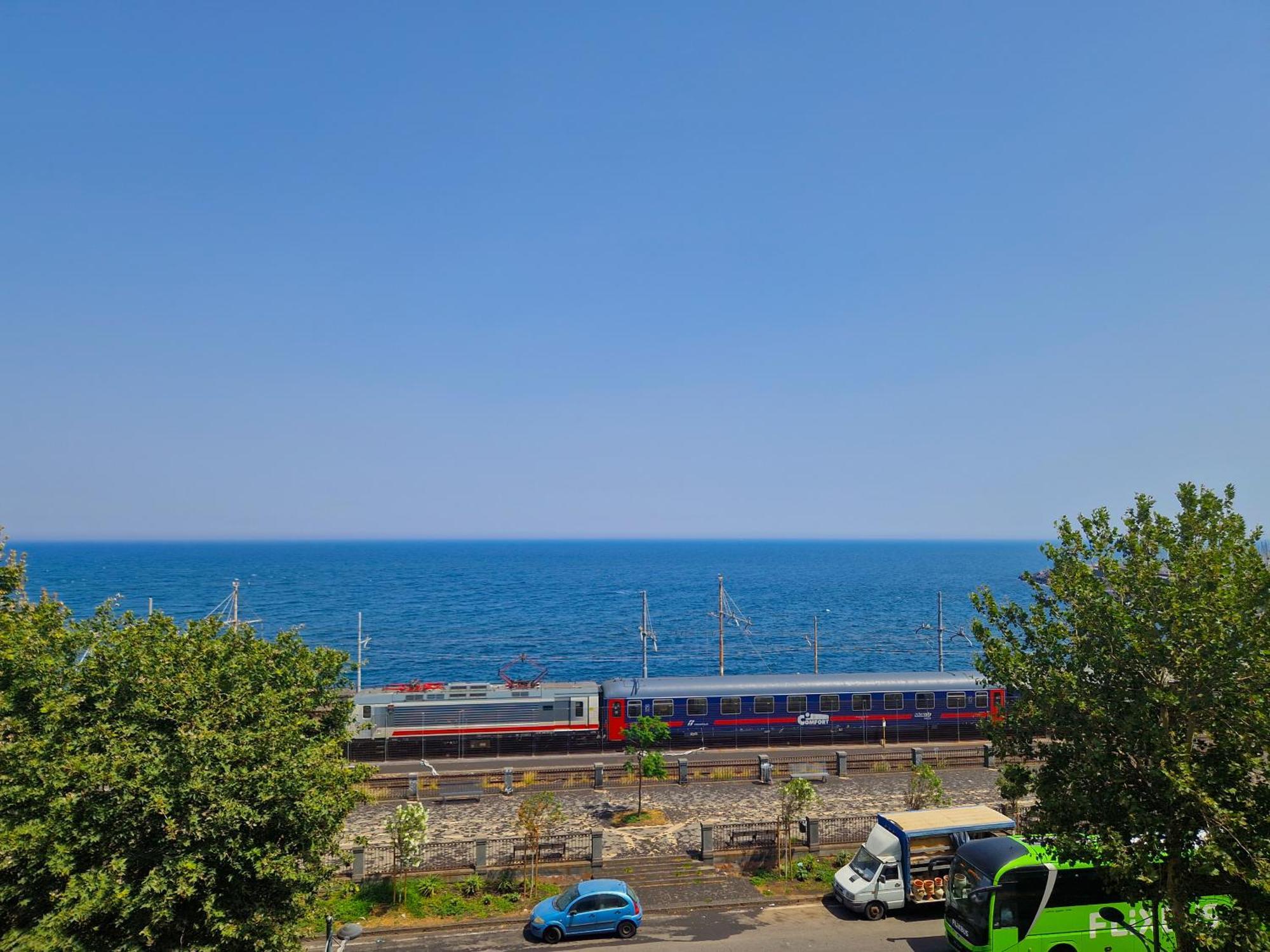 Mare Damuri Con Terrazza Vista Mare Apartment Катания Екстериор снимка